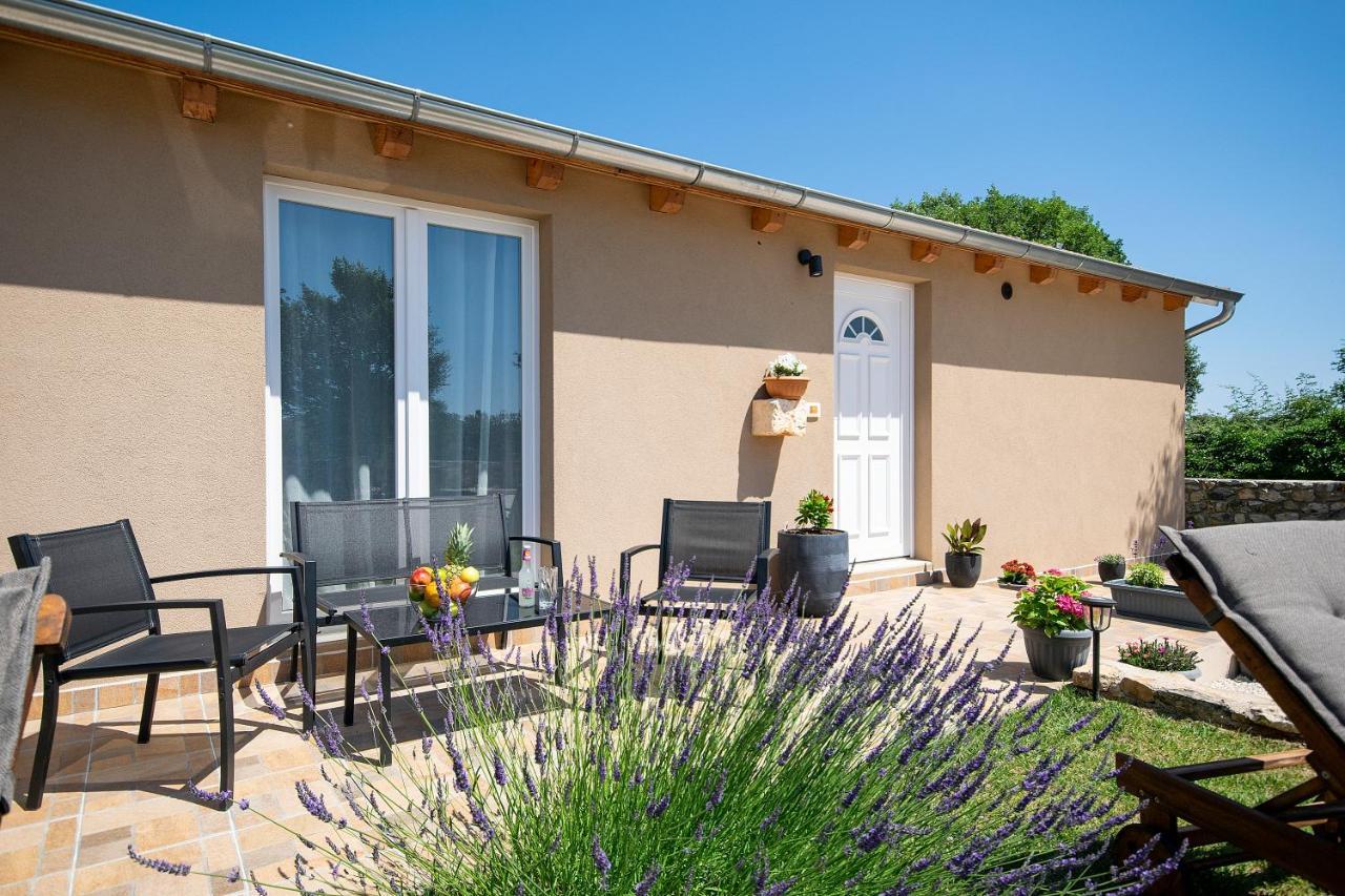 Villa Old Oak Holiday House à Rovinj Extérieur photo