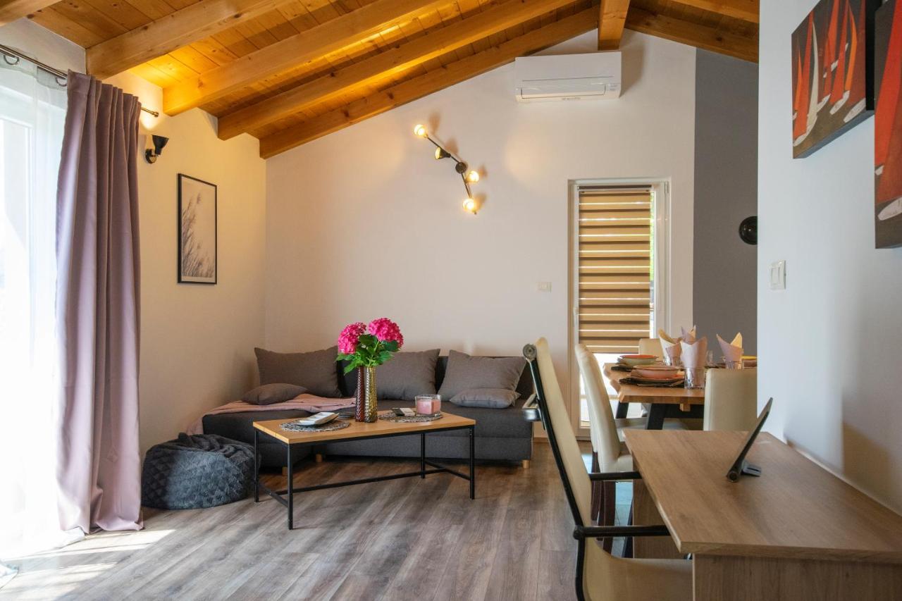 Villa Old Oak Holiday House à Rovinj Extérieur photo