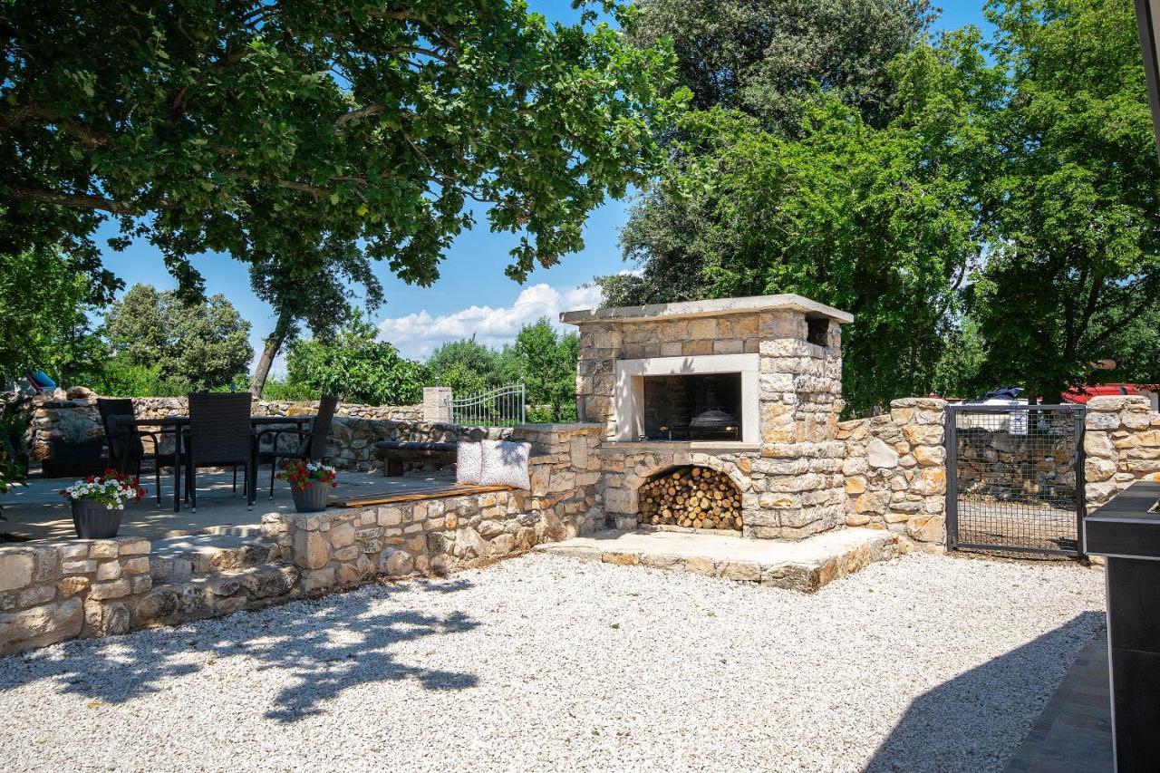 Villa Old Oak Holiday House à Rovinj Extérieur photo